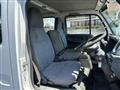 2003 Nissan Atlas