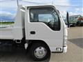 2019 Isuzu Elf Truck