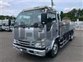 2020 Isuzu Elf Truck
