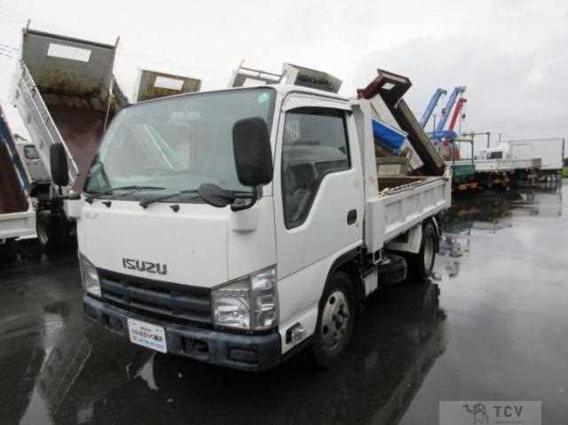 2013 Isuzu Elf Truck