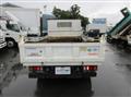 2013 Isuzu Elf Truck