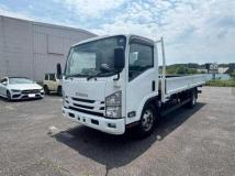 2020 Isuzu Elf Truck