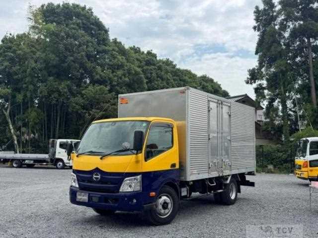 2021 Hino Dutro