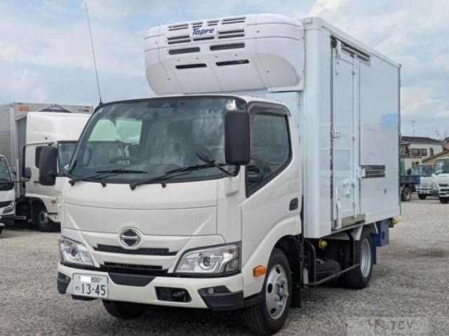 2026 Hino Dutro