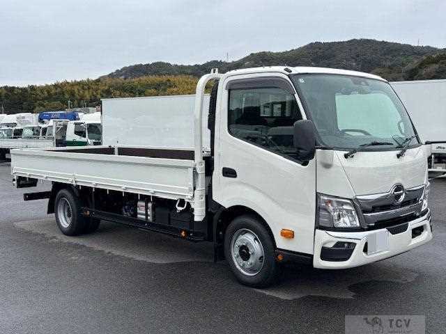 2026 Hino Dutro