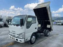 2012 Isuzu Elf Truck