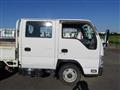 2013 Isuzu Elf Truck