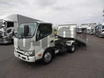 2025 Hino Dutro