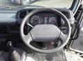 2004 Isuzu Elf Truck
