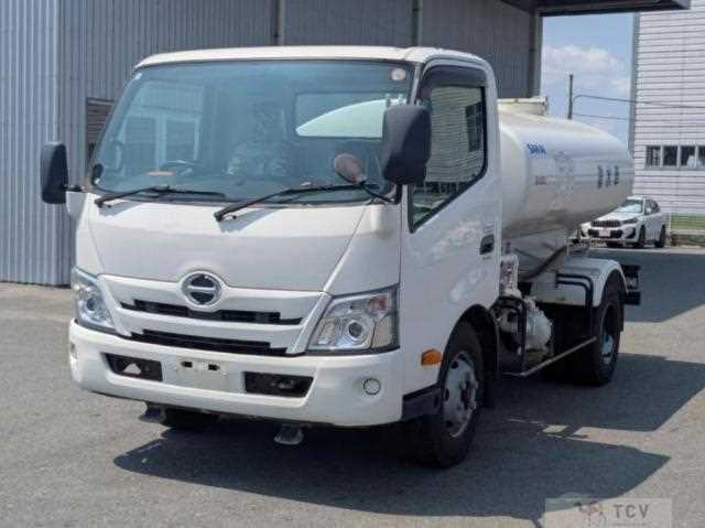 2021 Hino Dutro
