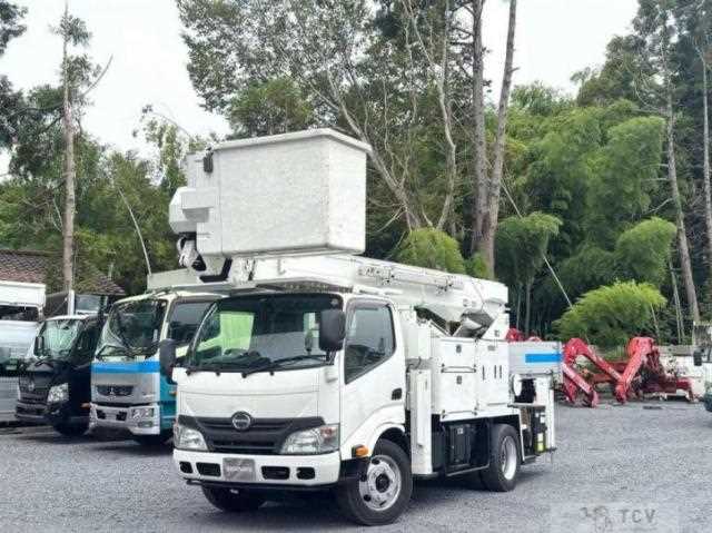 2016 Hino Dutro
