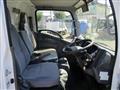 2016 Isuzu Elf Truck