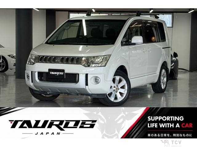 2013 Mitsubishi Delica D5
