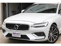 2022 Volvo V60