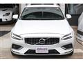 2022 Volvo V60