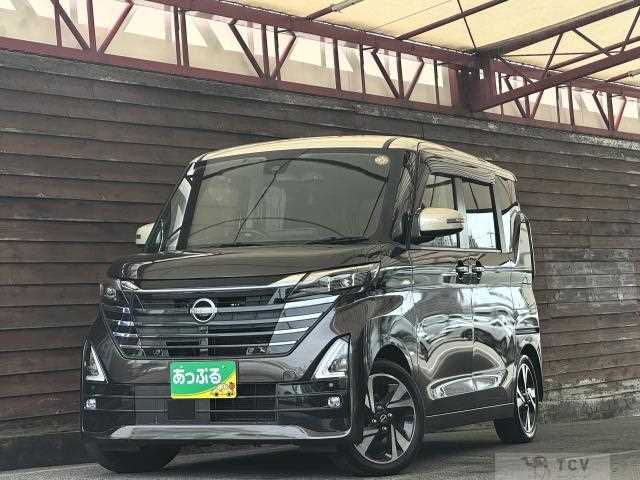 2025 Nissan ROOX