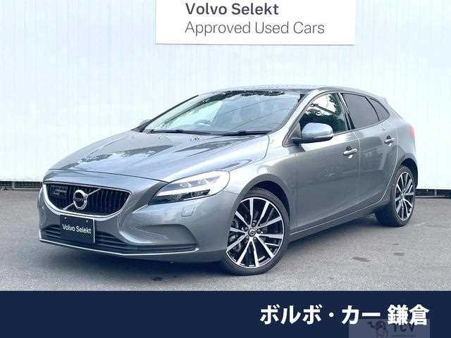 2017 Volvo V40