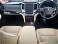 2016 Toyota Crown Hybrid