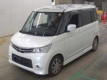 2011 Nissan ROOX