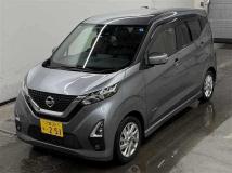 2022 Nissan Nissan Others