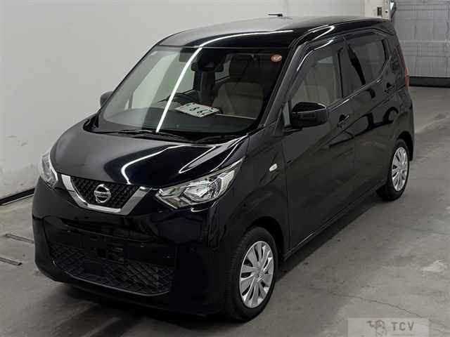 2022 Nissan Nissan Others