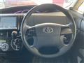 2013 Toyota Estima