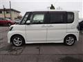 2017 Daihatsu Tanto