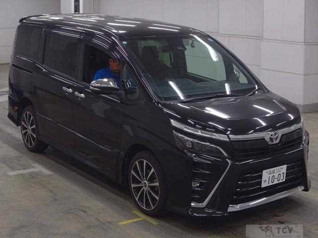 2021 Toyota Voxy