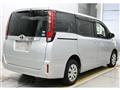 2015 Toyota Noah