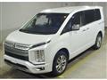 2022 Mitsubishi Delica D5