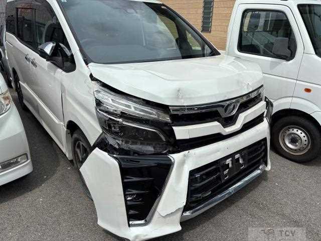 2019 Toyota Voxy
