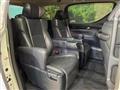 2016 Toyota Alphard Hybrid