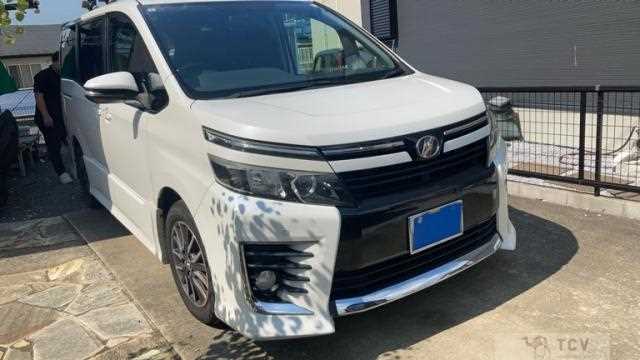 2014 Toyota Voxy