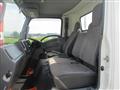 2013 Isuzu Elf Truck