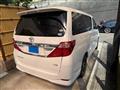 2011 Toyota Alphard G