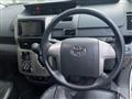 2007 Toyota Voxy