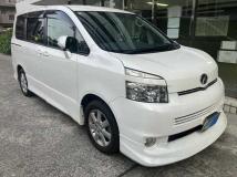 2007 Toyota Voxy