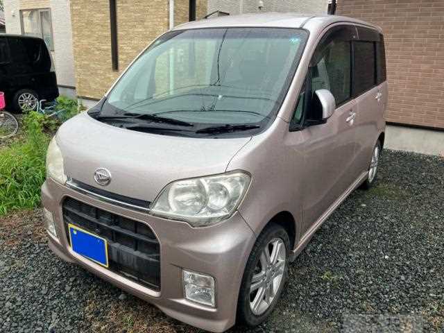 2010 Daihatsu Tant Exe