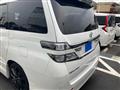 2014 Toyota Vellfire