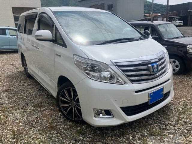 2012 Toyota Alphard Hybrid