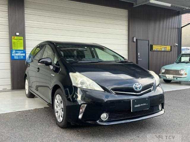 2012 Toyota PRIUS α