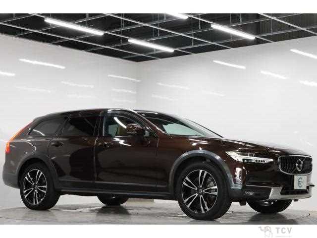 2017 Volvo V90