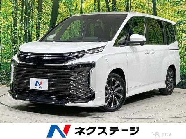 2023 Toyota Voxy
