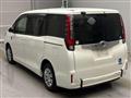 2017 Toyota Noah