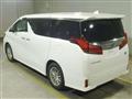 2023 Toyota Alphard Hybrid