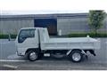 2013 Isuzu Elf Truck