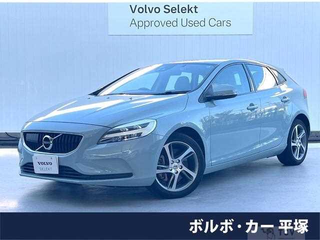 2017 Volvo V40