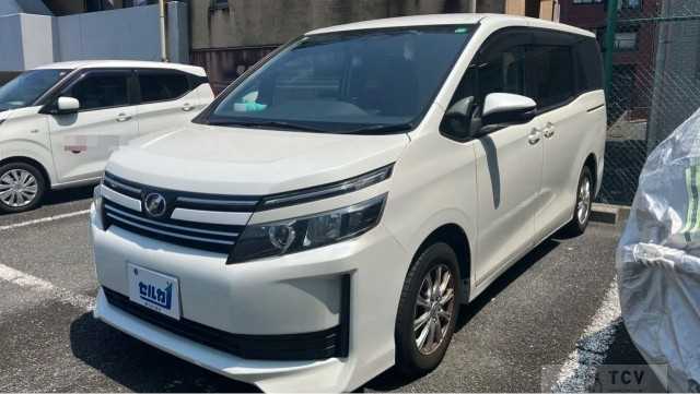 2014 Toyota Voxy