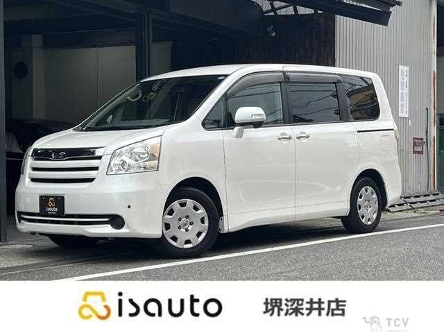 2010 Toyota Noah