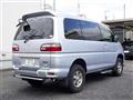 2005 Mitsubishi Delica Spacegear